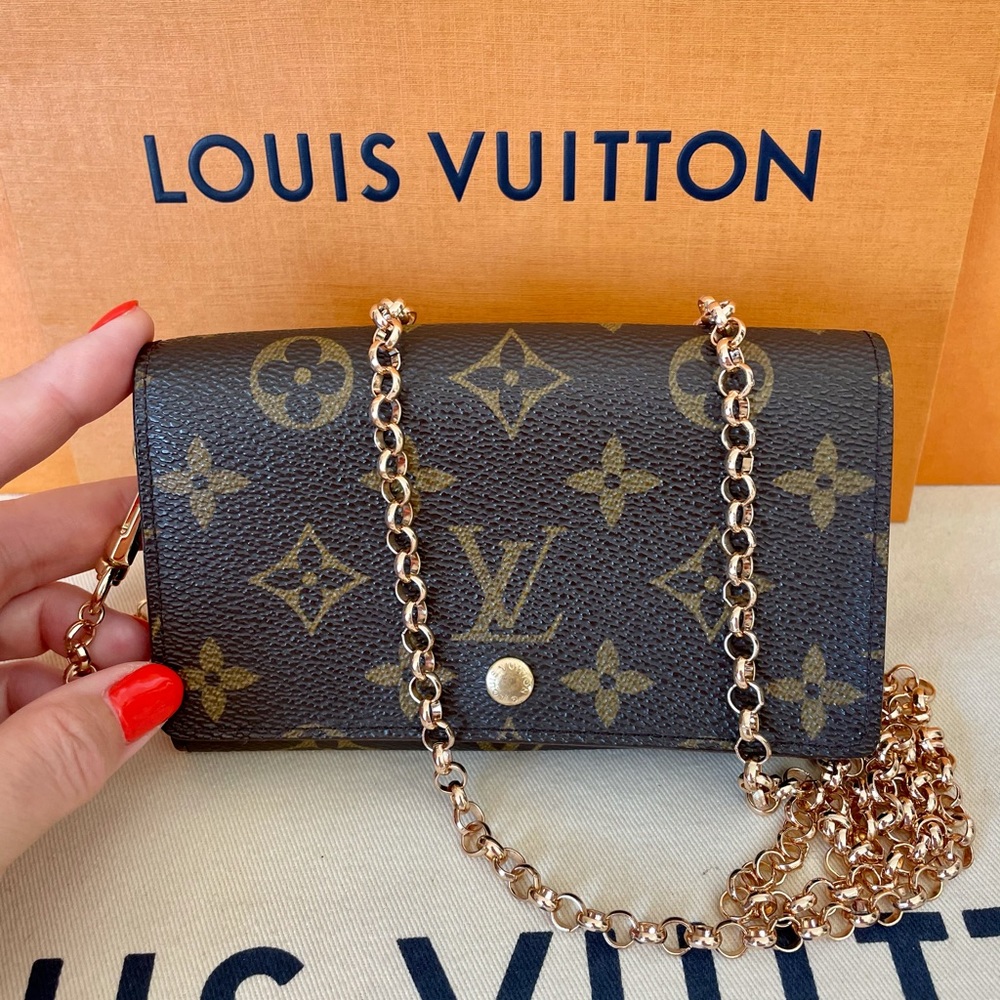Louis Vuitton Vintage Monogram Wallet on Chain